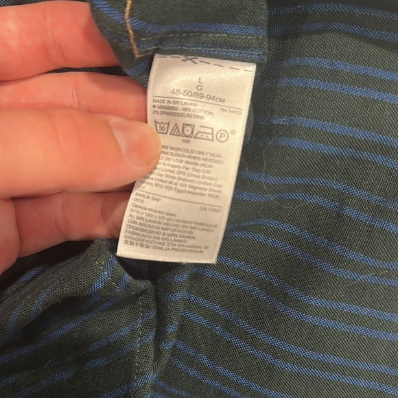 GAP button down shirt size large men’s - Picture 9 of 9